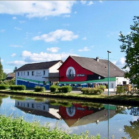 Auberge La Peniche Pierrefitte-sur-Loire 외부 사진